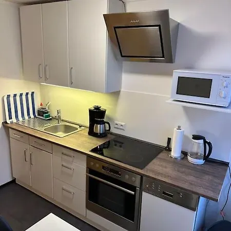 Gemuetliche Naehe - Parkplatz * Alsfeld